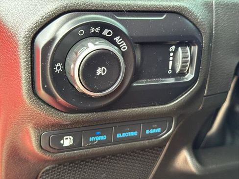 Certified 2023 Jeep Wrangler Unlimited Sahara AWD/4WD image 28
