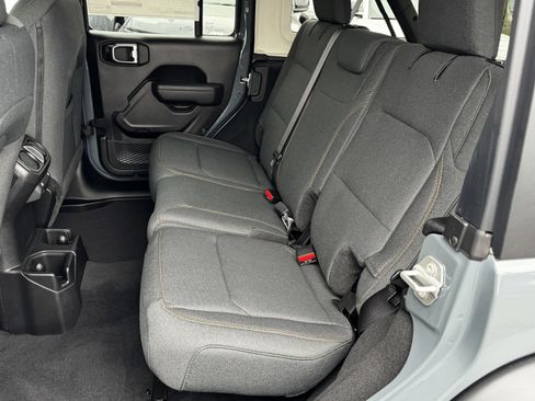 New 2025 Jeep Wrangler Sport S image 30