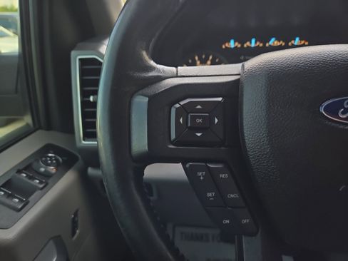 Used 2018 Ford F150 XLT w/ Equipment Group 302A Luxury AWD/4WD image 15