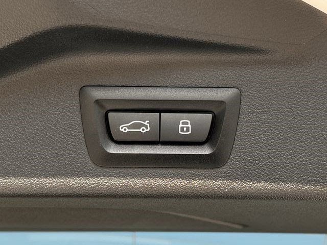 Used 2026 BMW X7 xDrive40i AWD/4WD image 31