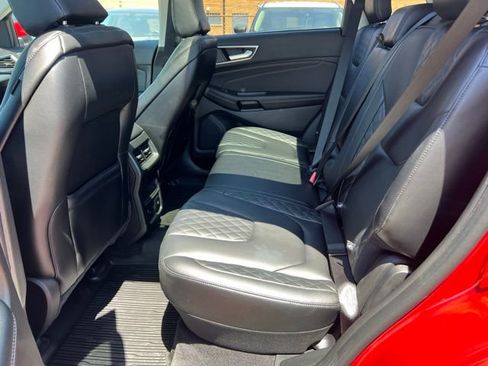 Used 2024 Ford Edge Titanium AWD/4WD image 18