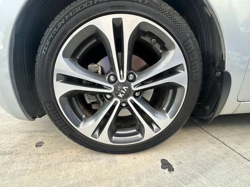 Used 2015 Kia Forte EX w/ UVO Package W/17" Alloys FWD image 18
