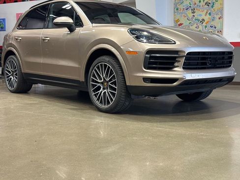 Used 2019 Porsche Cayenne AWD/4WD image 62