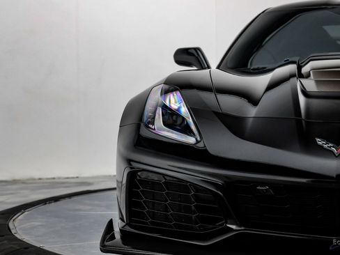 Used 2019 Chevrolet Corvette ZR1 image 36