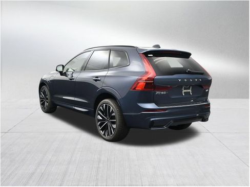 New 2026 Volvo XC60 T8 Ultra w/ Protection Package Premier AWD/4WD image 3