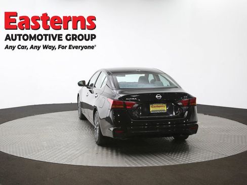 Used 2024 Nissan Altima 2.5 SV image 65