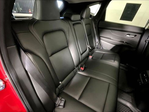 Certified 2025 Nissan Murano SL AWD/4WD image 37