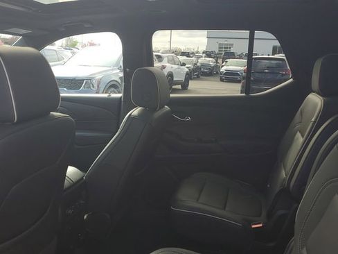 Certified 2023 Chevrolet Traverse Premier AWD/4WD image 10