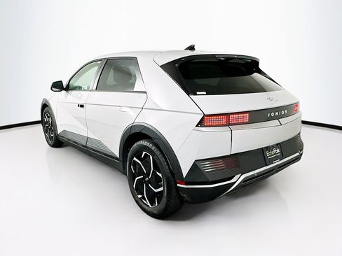 Used 2024 Hyundai Ioniq 5 SE RWD image 5