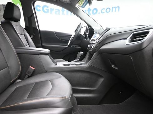 Used 2021 Chevrolet Equinox Premier AWD/4WD image 9