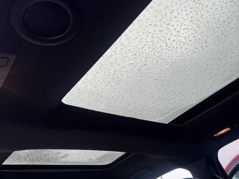 Used 2017 Ford Explorer XLT w/ Equipment Group 202A image 26