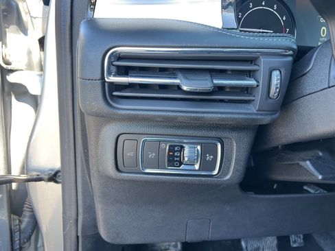 Used 2022 Lincoln Corsair AWD w/ Equipment Group 101A image 17