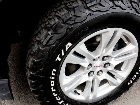 Used 2020 GMC Canyon SLE image 31