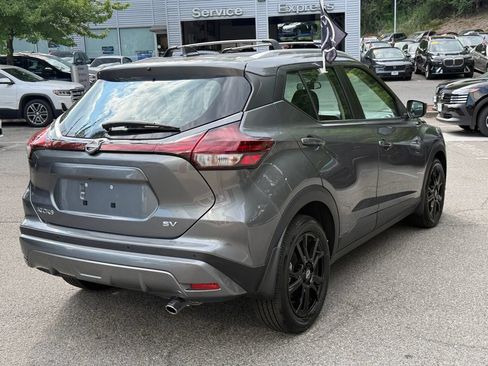 Used 2023 Nissan Kicks SV w/ Exterior Package FWD image 6