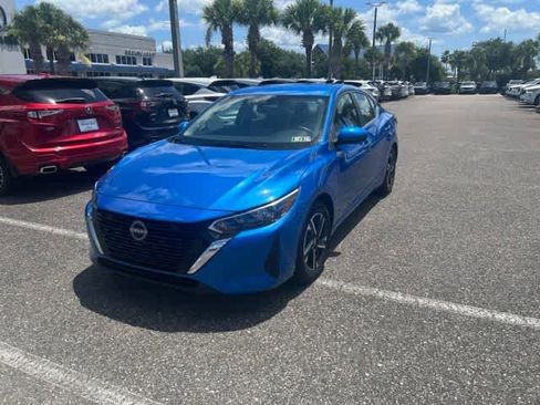 Used 2024 Nissan Sentra SV FWD image 3