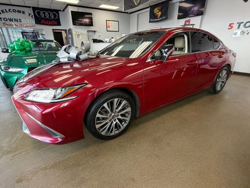 Used 2020 Lexus ES 350 w/ Premium Package image 6