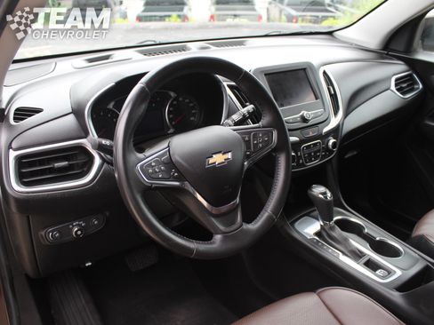 Used 2020 Chevrolet Equinox LT FWD image 12