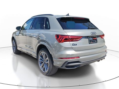 New 2025 Audi Q3 2.0T Premium image 3