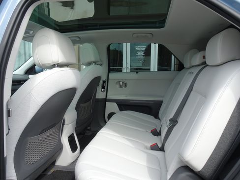 Used 2023 Hyundai Ioniq 5 Limited w/ Cargo Package AWD/4WD image 8