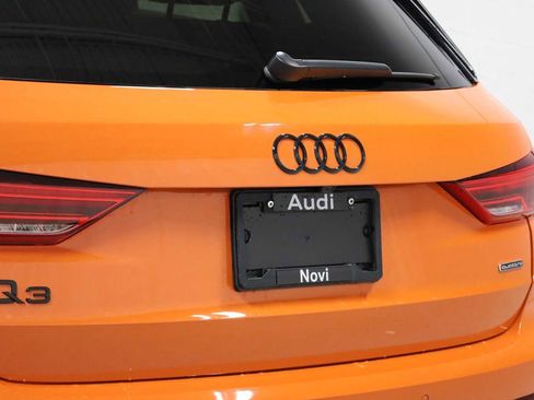 Certified 2025 Audi Q3 2.0T Premium w/ Black Optic Sport Package image 8