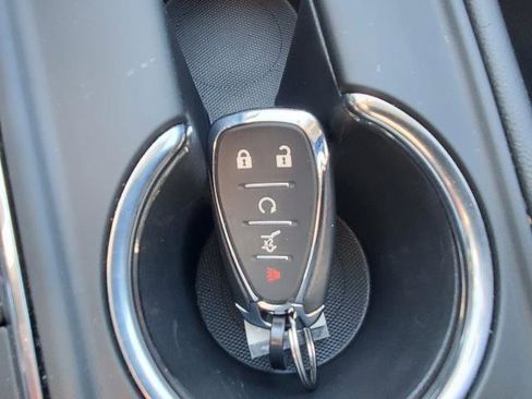 Used 2022 Chevrolet Equinox LT image 21