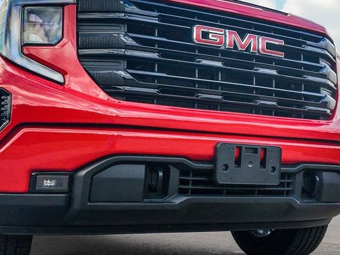 Used 2024 GMC Sierra 1500 Elevation image 58