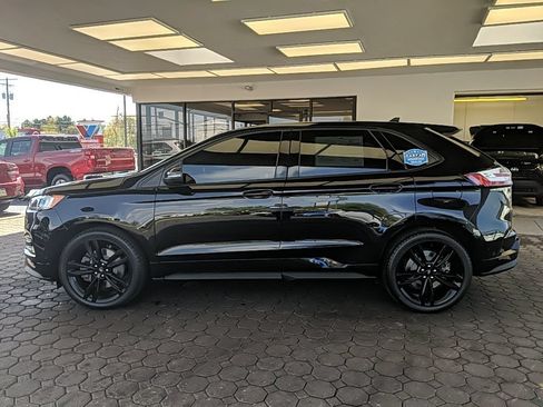 Used 2021 Ford Edge ST w/ Equipment Group 401A AWD/4WD image 10