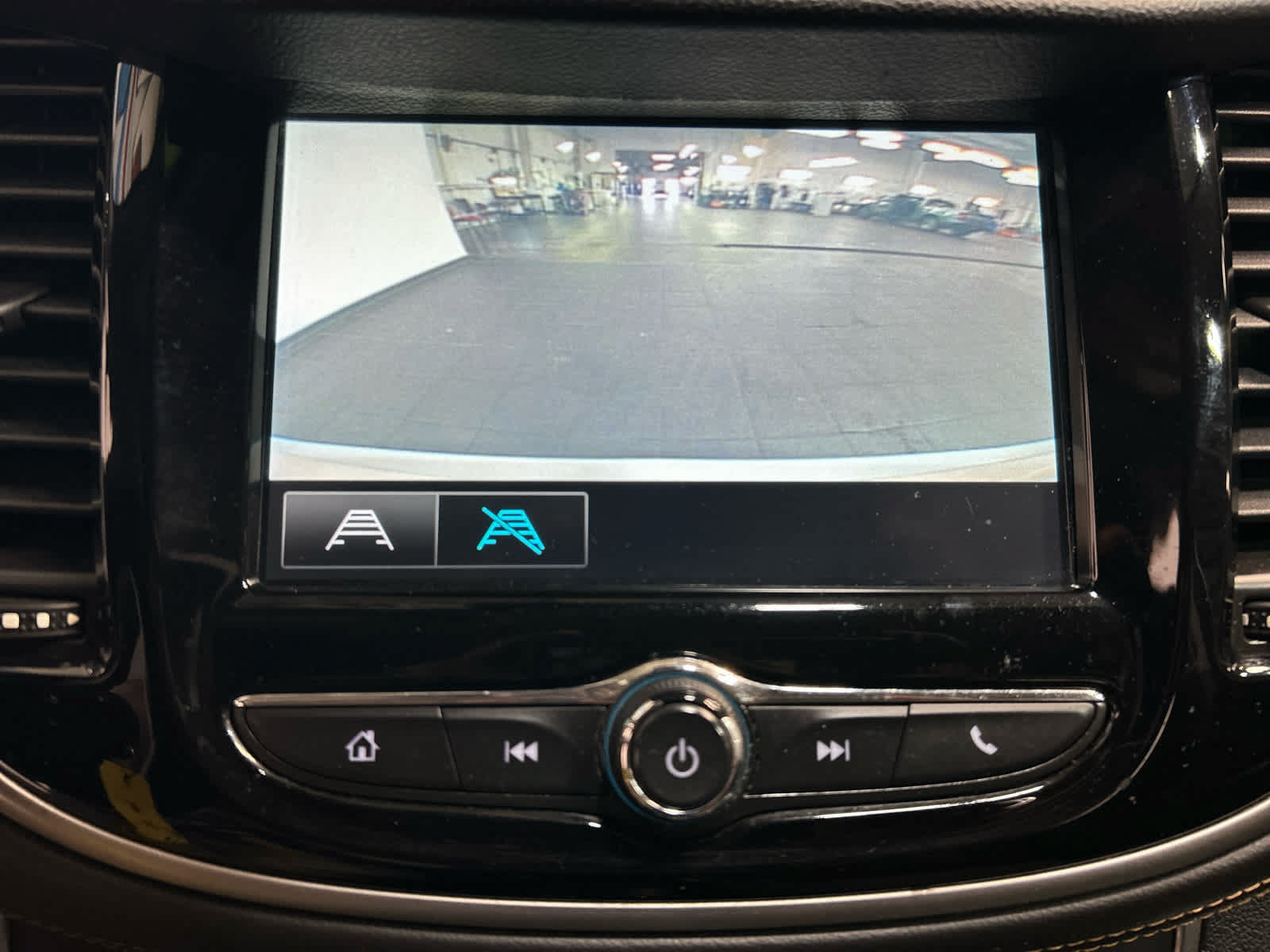 Used 2017 Chevrolet Trax LS AWD/4WD image 6