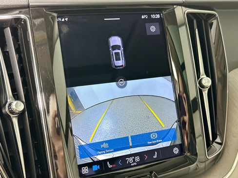 Certified 2023 Volvo XC60 B5 Plus w/ Protection Package Premier image 14