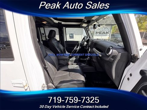 Used 2016 Jeep Wrangler Unlimited Rubicon AWD/4WD image 29