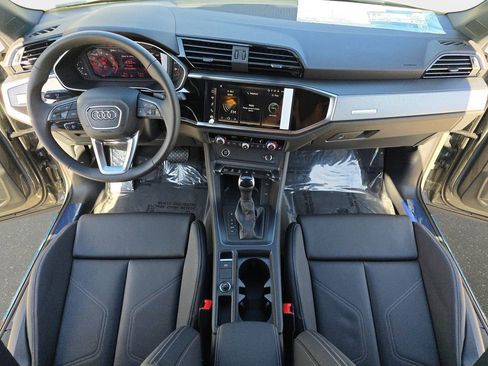 Certified 2025 Audi Q3 2.0T Premium w/ Convenience Package image 35