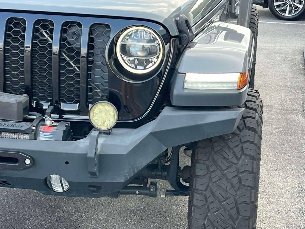 Used 2022 Jeep Gladiator Sport AWD/4WD image 9