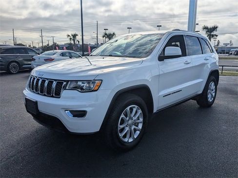 Used 2021 Jeep Grand Cherokee Laredo X image 8