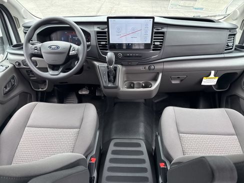 New 2026 Ford Transit 250 148 Medium Roof RWD image 32