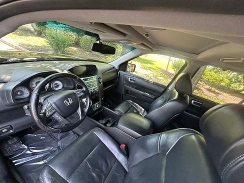Used 2010 Honda Pilot Touring image 8