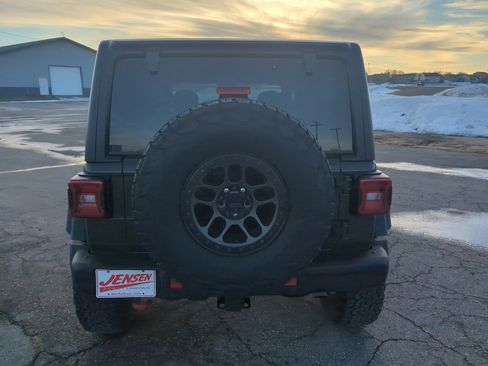 Used 2022 Jeep Wrangler Unlimited Rubicon w/ Xtreme Recon 35" Tire Package image 9