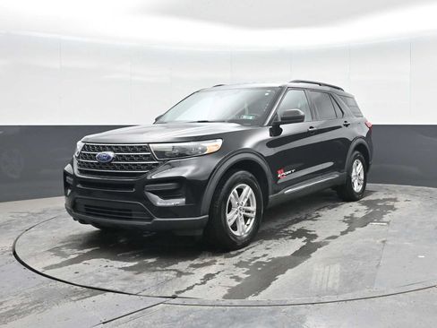 Used 2021 Ford Explorer XLT AWD/4WD image 5
