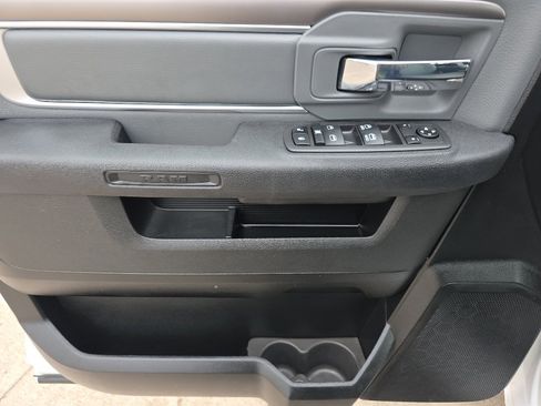 Used 2023 RAM 1500 Classic SLT w/ Trailer & Traction Group image 15