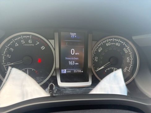 Used 2023 Toyota Tacoma SR5 w/ Technology Package AWD/4WD image 3