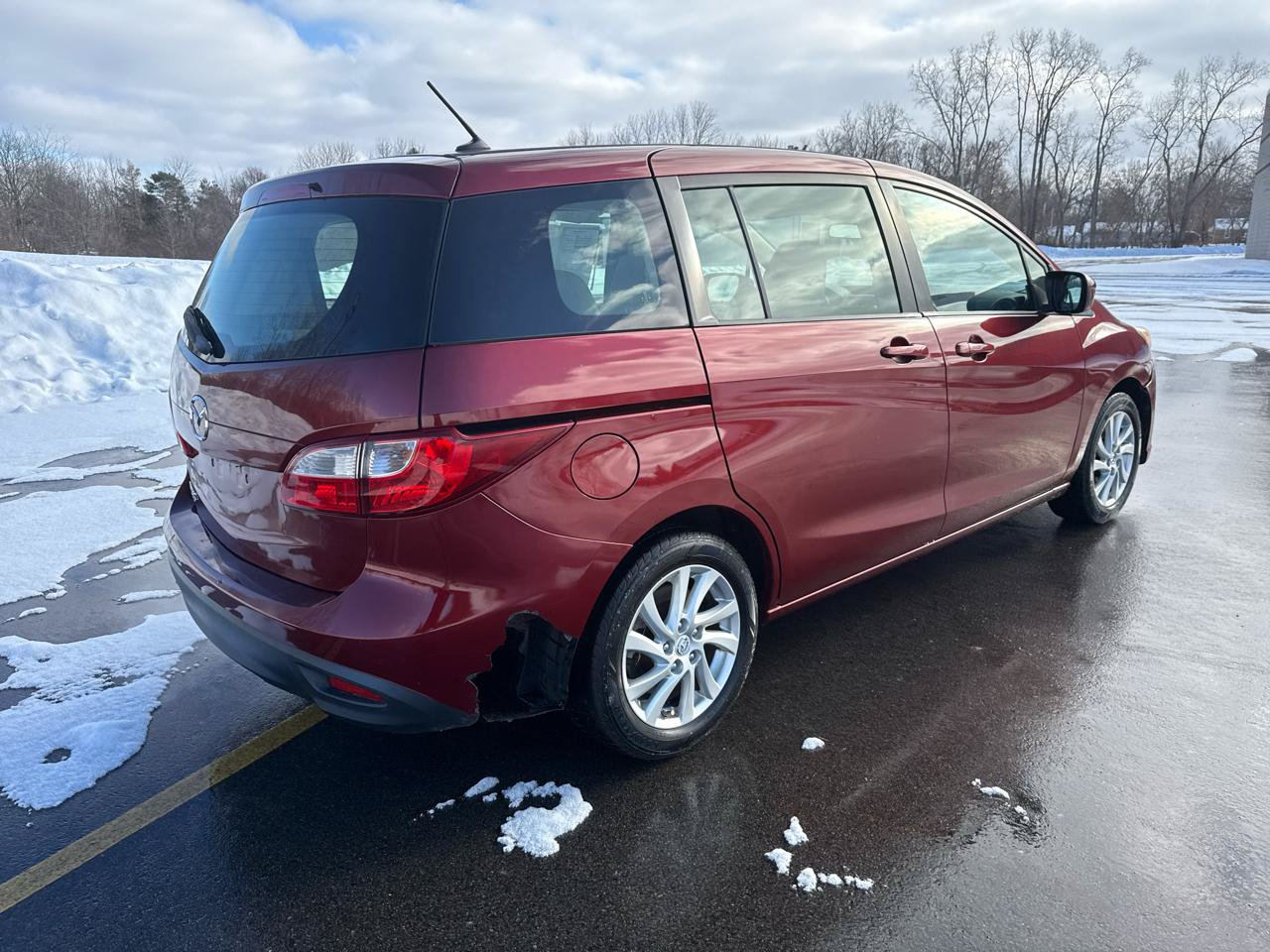Used 2012 MAZDA MAZDA5 Sport FWD image 5