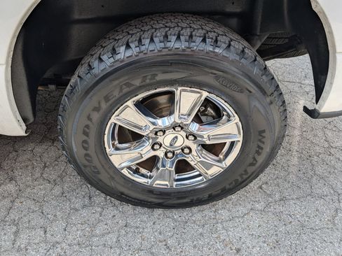 Used 2019 Ford F150 XLT RWD image 26
