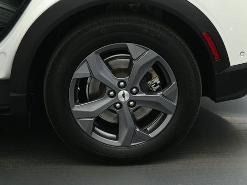 Certified 2023 Ford Mustang Mach-E Select image 22