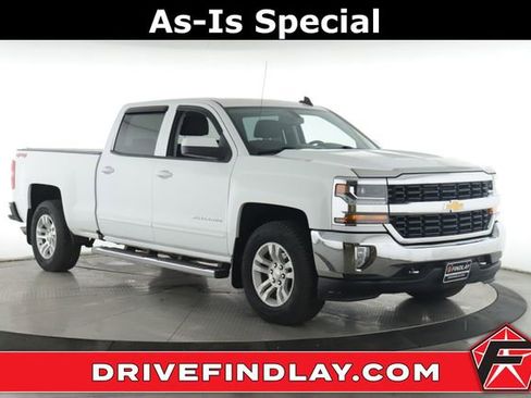Used 2018 Chevrolet Silverado 1500 LT w/ LT Convenience Package AWD/4WD image 1
