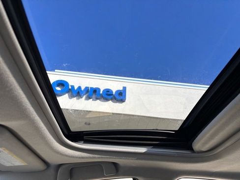 Used 2012 Toyota Prius C Three image 19