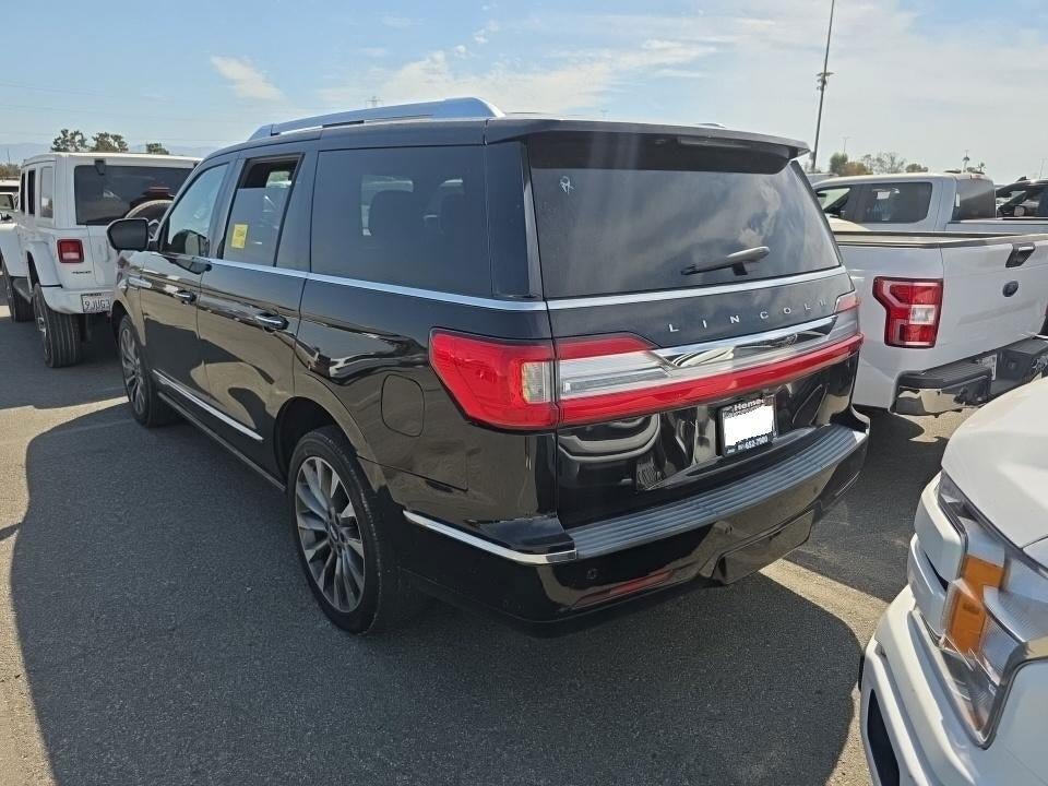 Used 2021 Lincoln Navigator Reserve RWD image 3
