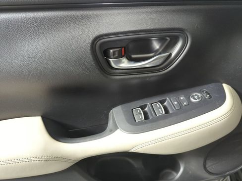 Certified 2024 Honda HR-V EX-L image 10