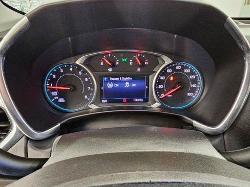 Used 2021 Chevrolet Equinox LT w/ Driver Convenience Package AWD/4WD image 14