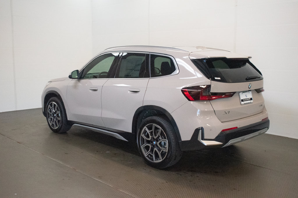 New 2027 BMW X1 xDrive28i AWD/4WD image 6