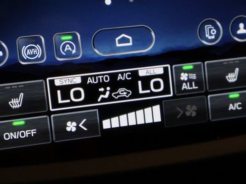 New 2026 Subaru Forester Premium AWD/4WD image 25