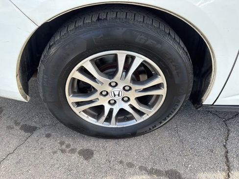 Used 2011 Honda Odyssey EX-L image 9